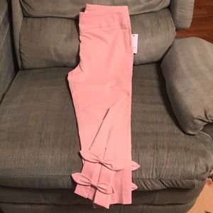 Crown & ivy pink capris
